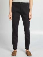 Jean skinny fit / coupe très ajustée NOIR image