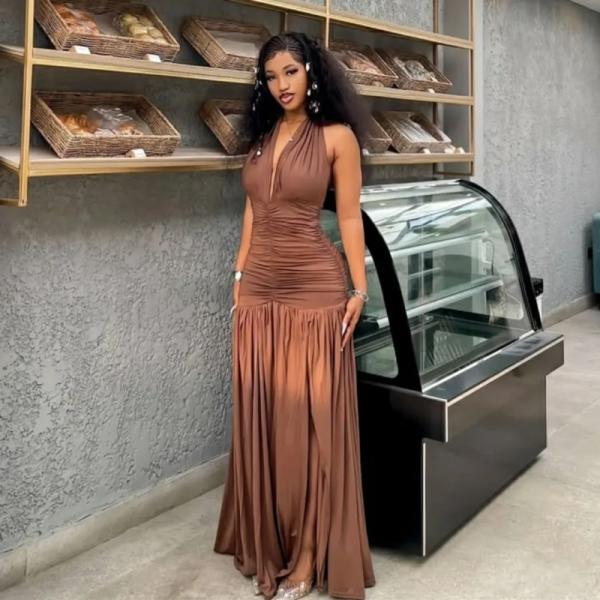 Dress E370. Sizes S-3xl. Swipe left for more colours.Call- WhatsApp to order.☎️ 78385428